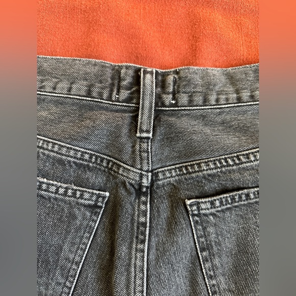 Agolde 90’s Pinch Waist Shorts in Paranormal size 26 - Picture 14 of 16